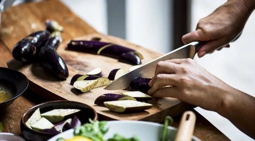 Как правильно заморозить баклажаны: советы для долгой зимы