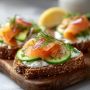 Брускетта с лососем за 5 минут