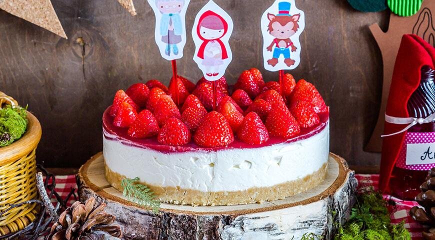 Сливочный чизкейк с клубникой: классика с современным акцентом