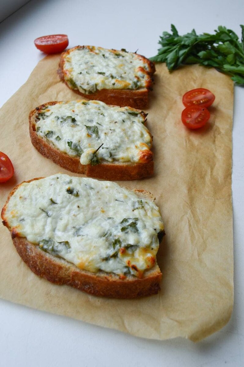 Пикантные горячие бутерброды для идеального завтрака