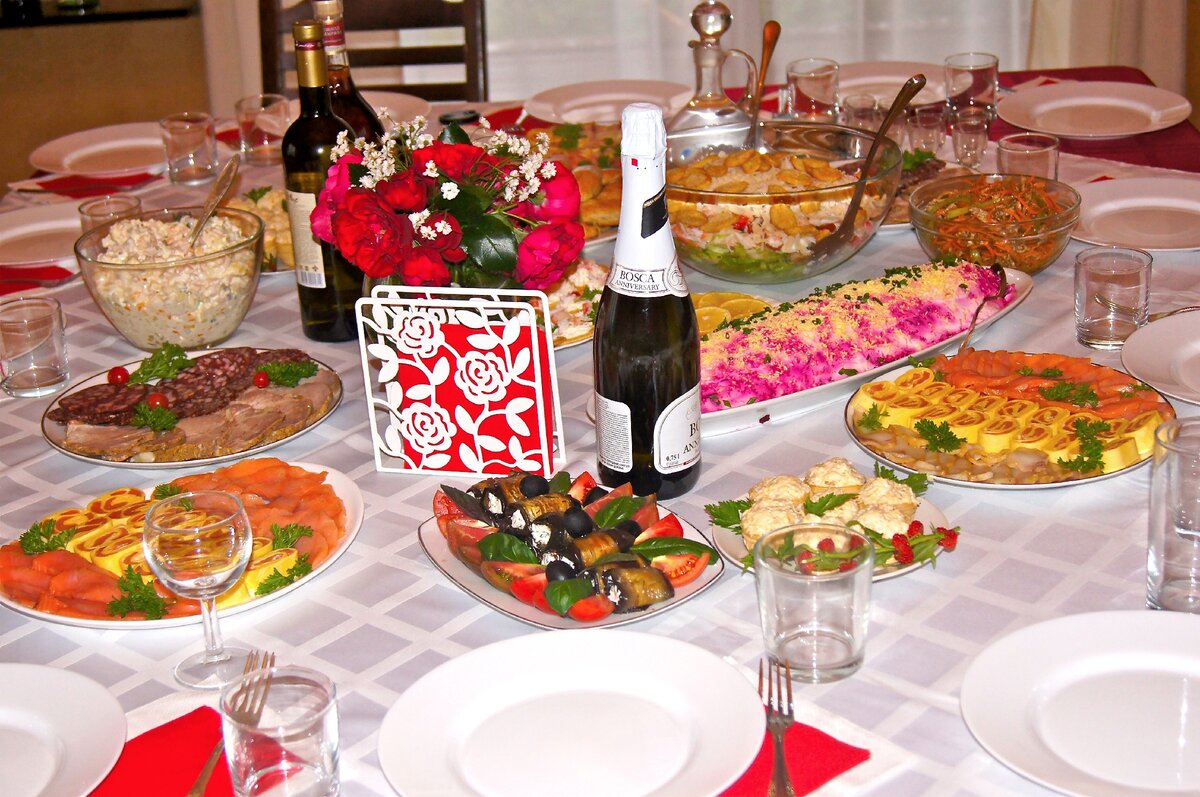 Как мы отметили 20-летие нашей свадьбы: праздничный стол и ключевые моменты