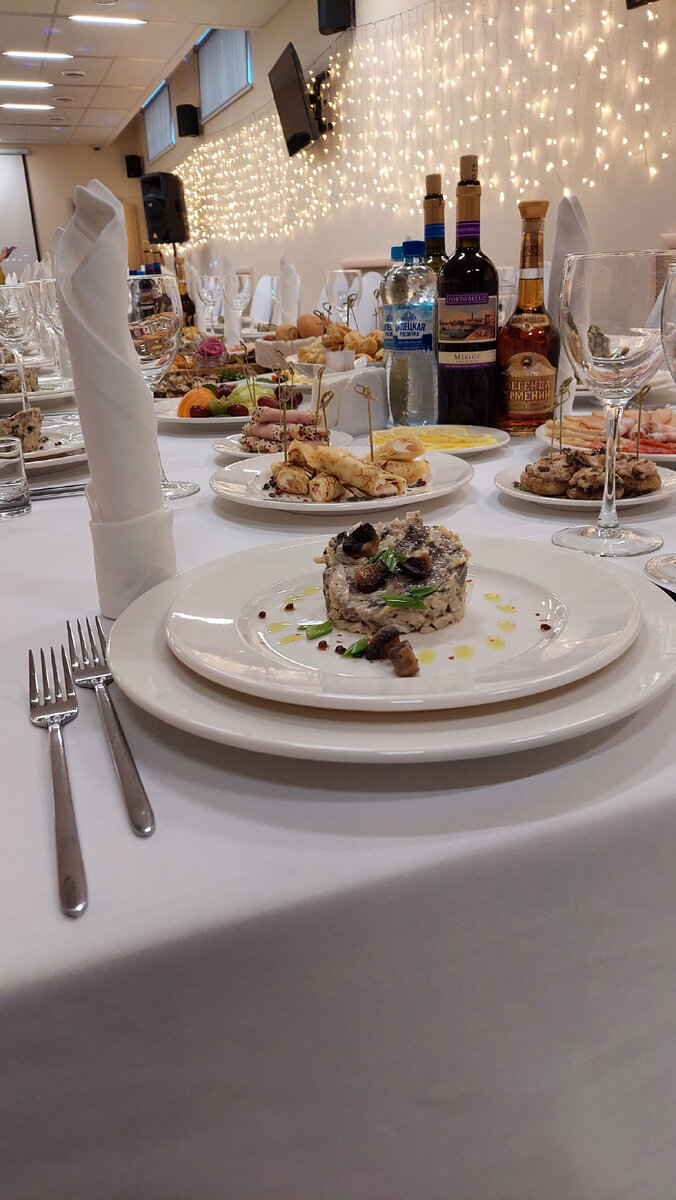 Как избежать перегрузки на корпоративе: неожиданные последствия алкогольного праздника