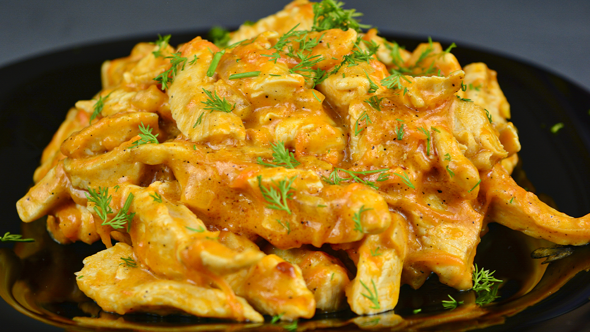 Нежный бефстроганов из курицы: простой рецепт для идеального ужина