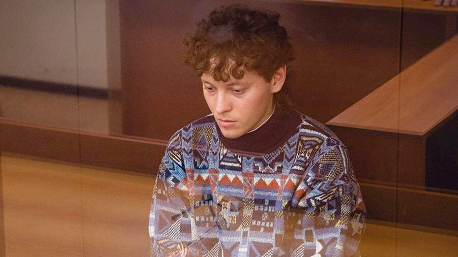 Конфискация имущества певца Эдуарда Шарлота: подробности дела