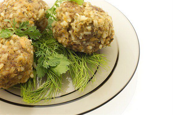 Ароматные ежики: простое и вкусное блюдо для всей семьи