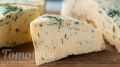 Создайте вкусный домашний сыр с зеленью всего за несколько шагов
