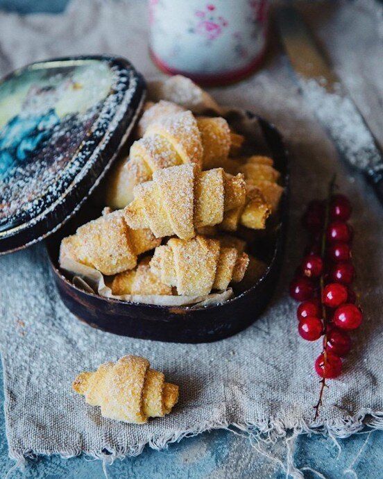 Лимонные рогалики: лёгкий рецепт для сладкого перекуса