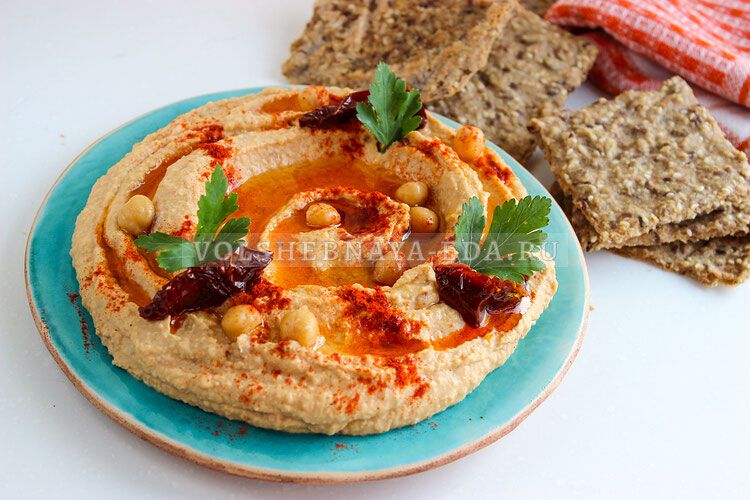 Нежный хумус с вялеными томатами: оригинальный рецепт