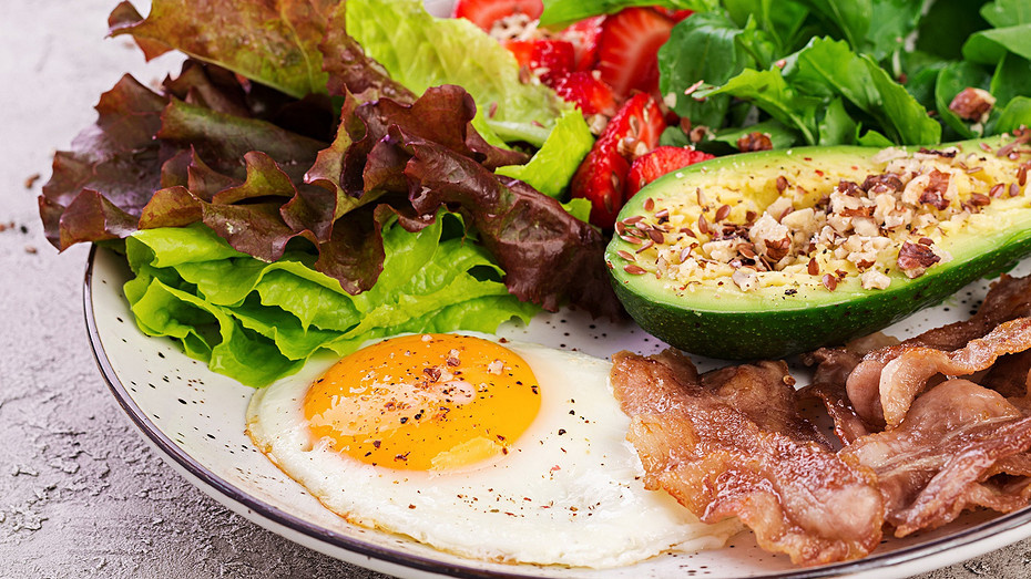 Кето-диета: основные правила, преимущества и секреты для новичков