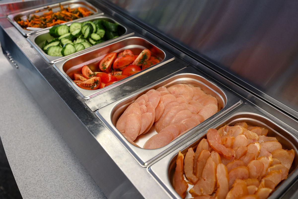 В белорусских школах стартует шведский стол: что меняет новое меню?