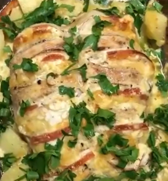 Курица-гармошка: вкусное и аппетитное угощение