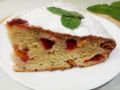 Нежный пирог со сливами: простой и вкусный десерт для чаепития