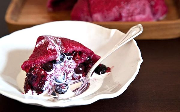 Летний ягодный пудинг: идеальный десерт для жарких дней