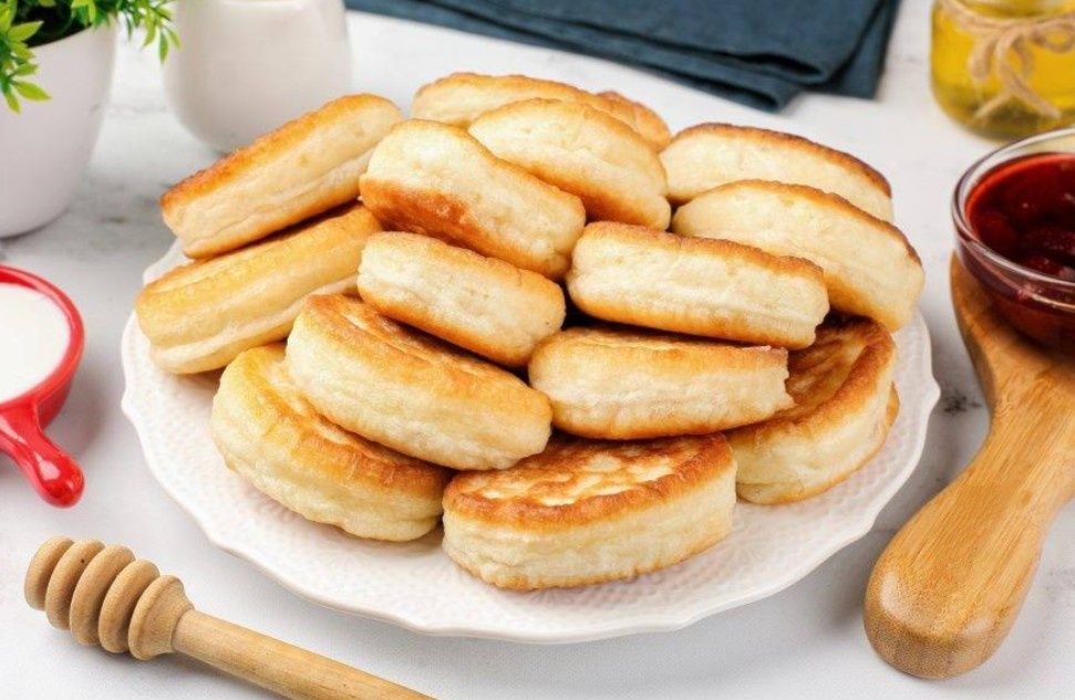 Оладушки как у бабушки: секреты приготовления нежных пончиков