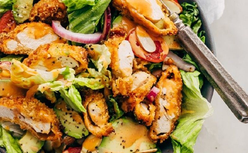 Новогодний стол в новом свете: удивительный салат для зимних вечеров