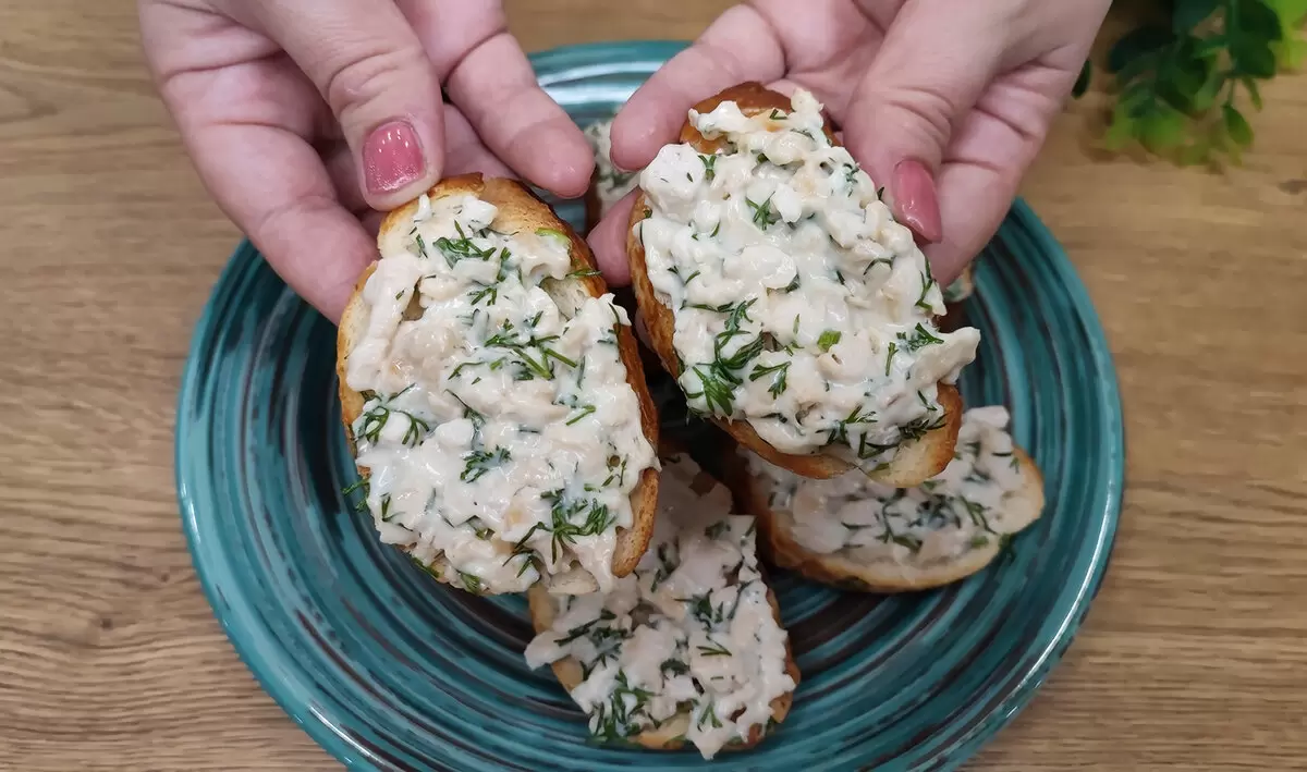 Вкусные и бюджетные бутерброды из куриного филе: идеальный рецепт для любого мероприятия