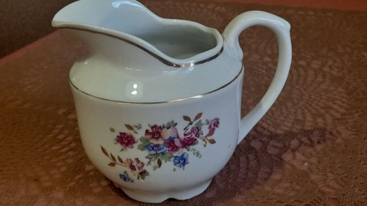 Загадочные сливочники: история и красота легендарной посуды