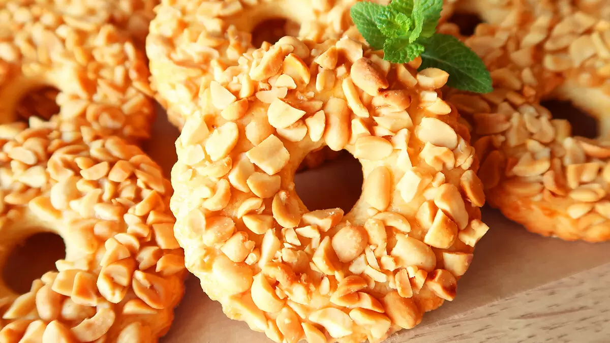 Песочные кольца с арахисом: возвращение любимого лакомства из школьной столовой