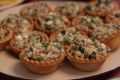 Вкусное искушение: тарталетки с салатом из тунца