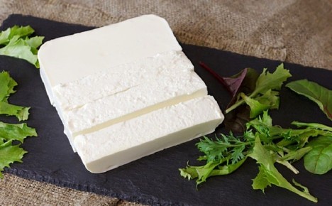 Как создать удивительный домашний сербский сыр за считанные минуты