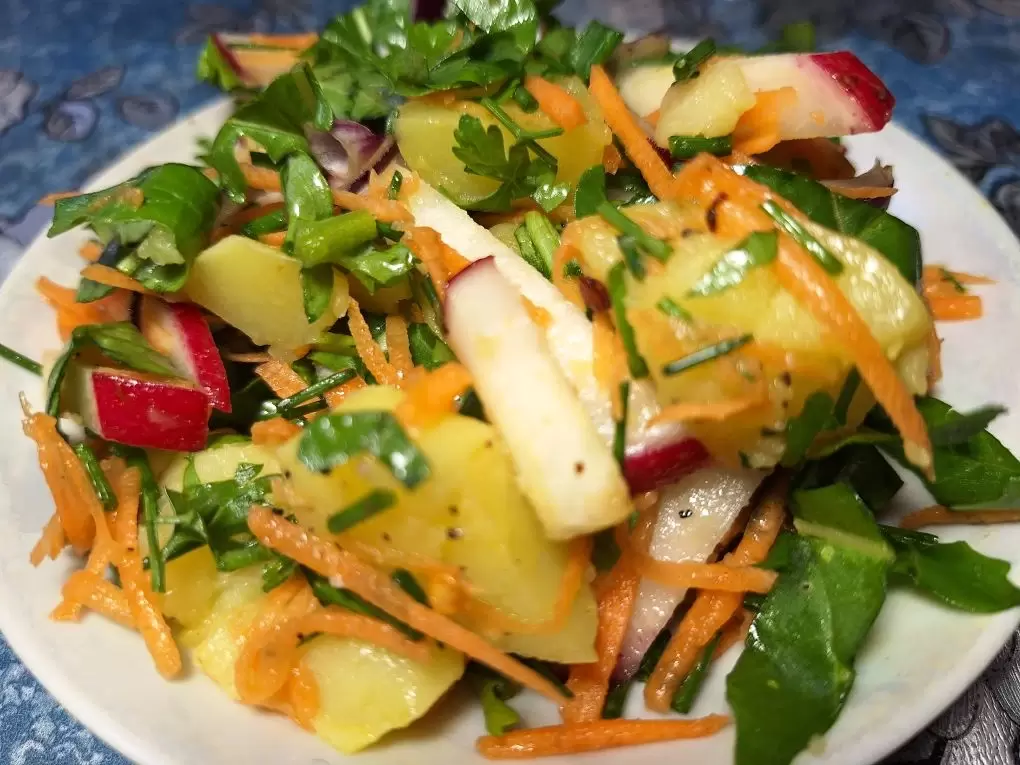 Остренький картофельный салат для настоящих гурманов