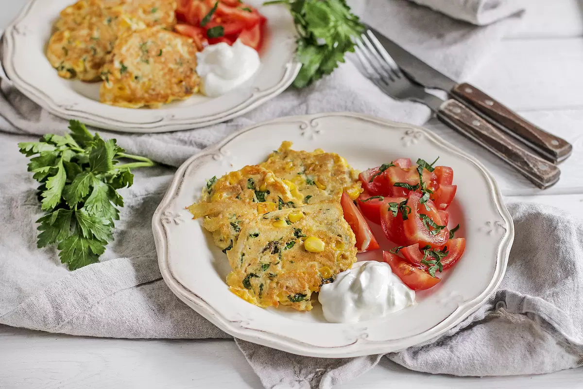 Куриные оладьи с кукурузой