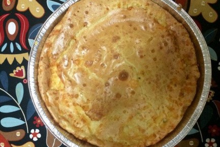 Приготовьте незабываемый заливной сырный пирог