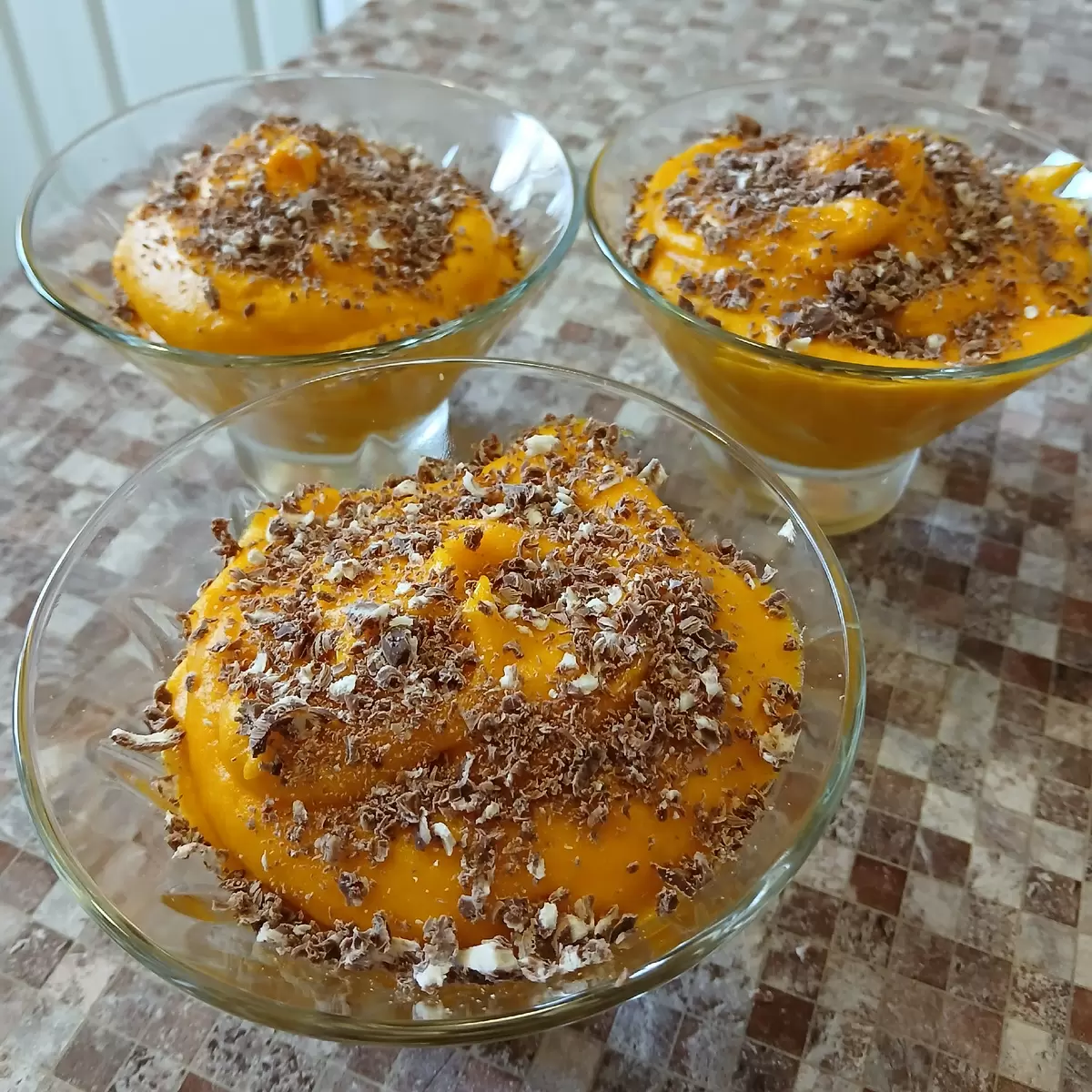 Тыквенный самбук: нежный осенний десерт, который удивит ваших гостей