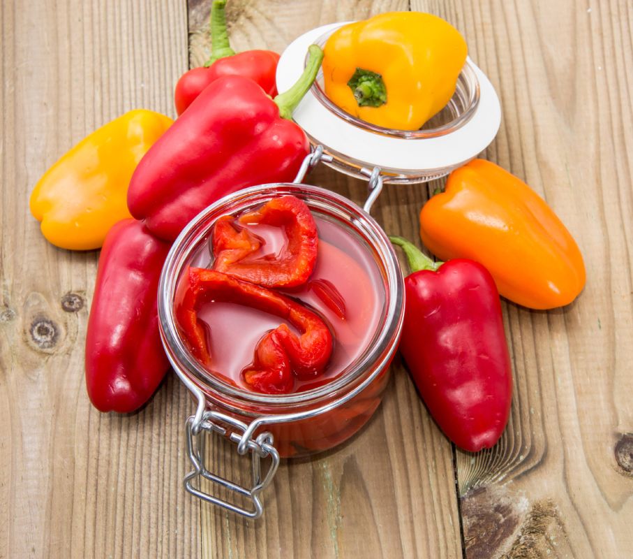 Оживите зиму вкусными заготовками: рецепт болгарского перца с кизилом